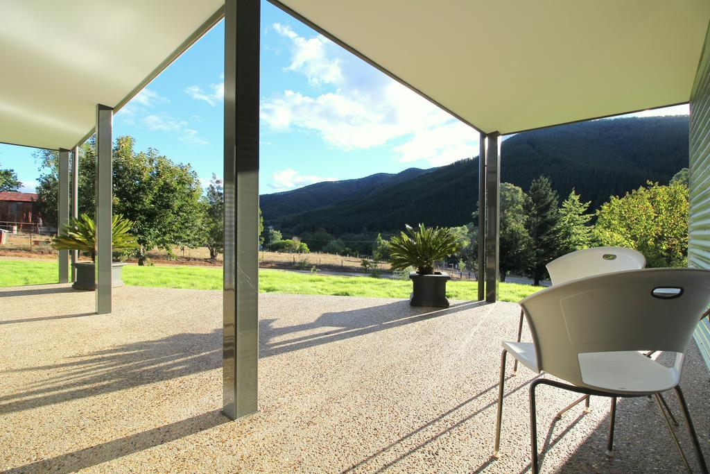 3 Bells Alpine Cottage Bright Buitenkant foto